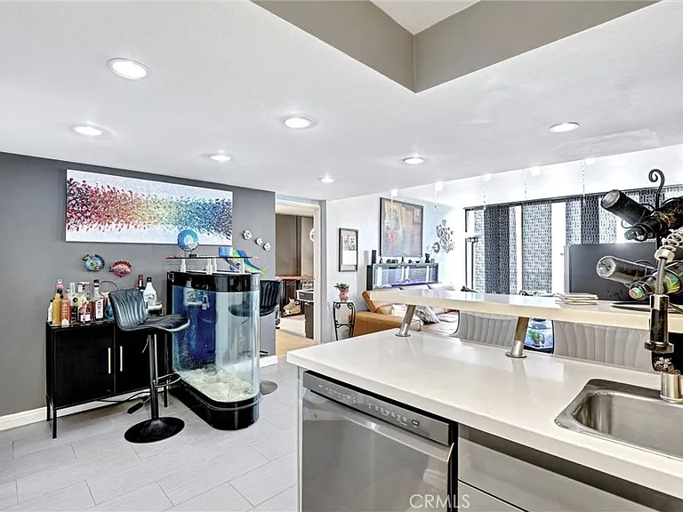1750 E Ocean Blvd #101 — Photo 9