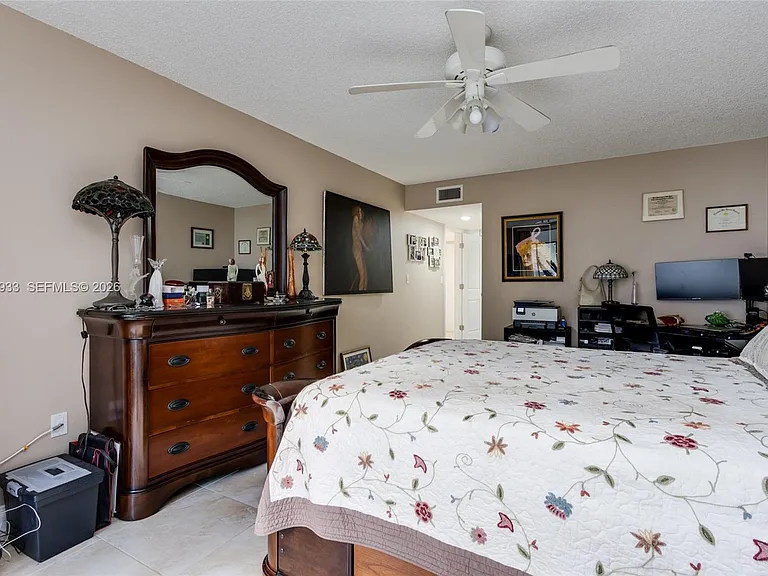 1410 Sheridan St #9I — Photo 15