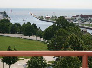531 S 8th St #202, Sheboygan, WI 53081