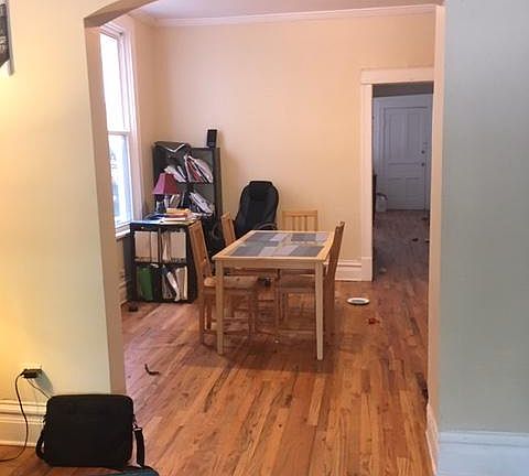 5th image of 3802 N Hermitage Ave APT 1