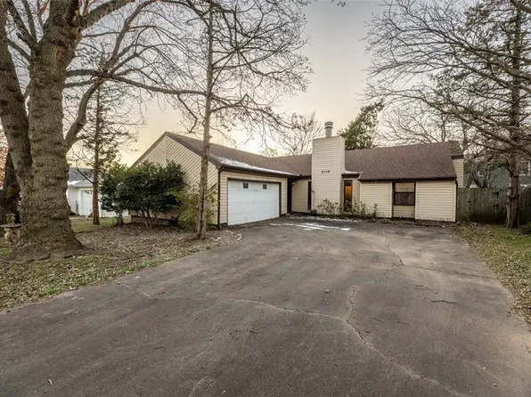 2759 N Arroyo Ave, Fayetteville, AR 72703