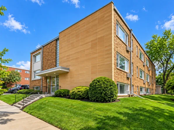 1934 Ford Pkwy, Saint Paul, MN 55116
