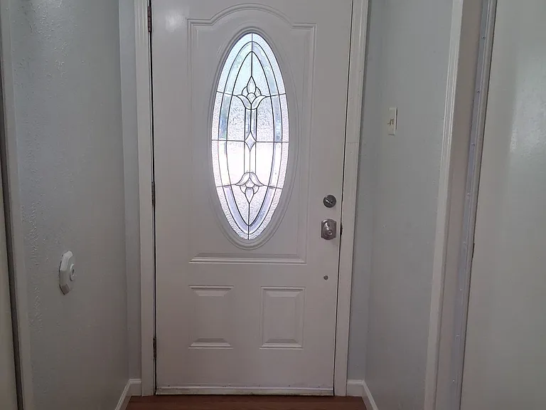 563 Cumberland Dr — Photo 4