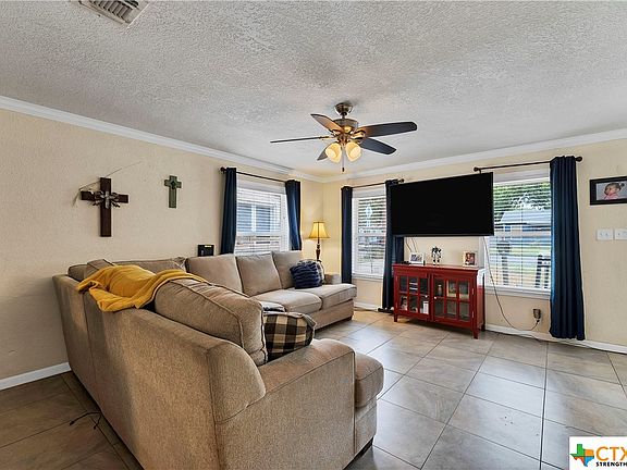3rd image of 505 Jennings Ave