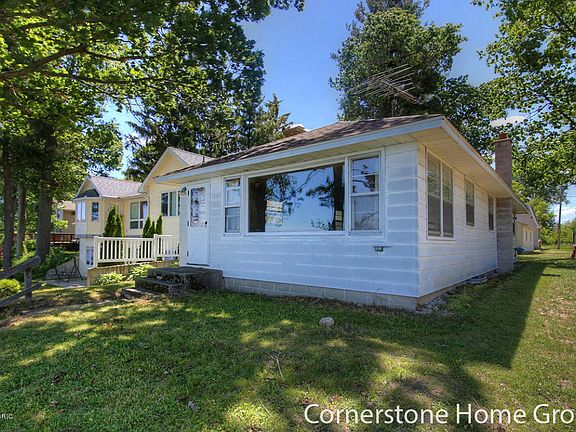 3rd image of 2256 Catalpa Dr