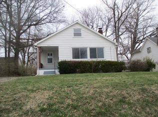 611 N 7th St, Boonville, IN