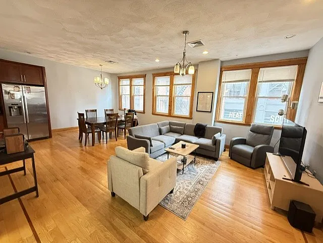 95 N Washington St #2 — Photo 2