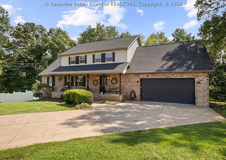 1st image of 142 Spruce Ln