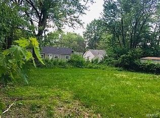 216 Presley Rd, Saint Louis, MO 63137