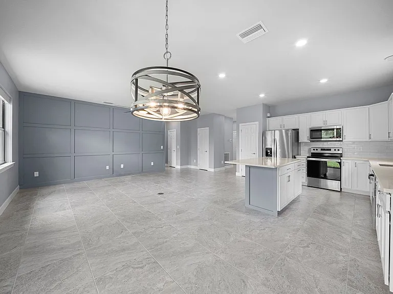 3685 E Hampton Cir — Photo 17