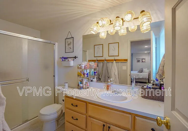 911 NW 148th St — Photo 34