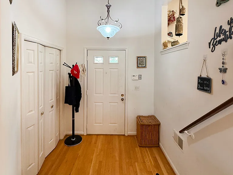 7136 Swansong Way — Photo 2