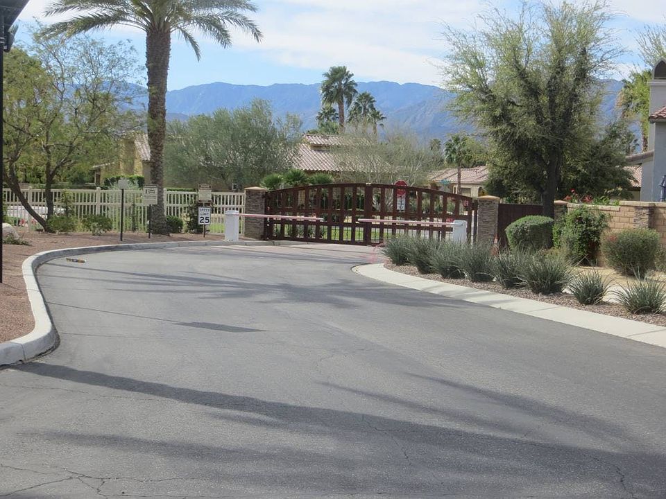 1st image of 81867 Rancho Santana Dr