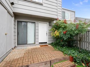 230 W Rumble Rd APT B, Modesto, CA 95350