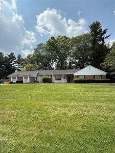 1257 Charrington Rd, Bloomfield Hills, MI, 48301