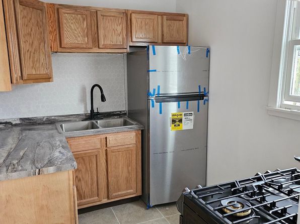 2042 Bailey Ave APT 2