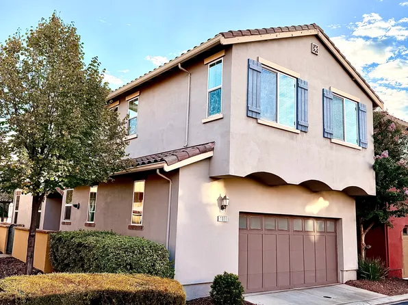 1033 Dolce Ln, Roseville, CA 95661