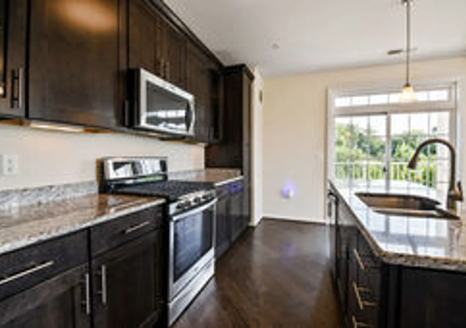 Spacious and Modern 2BR/2BA Condo in Norbeck Crossing — Photo 1