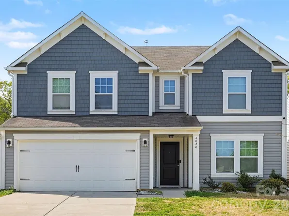 4828 Acorn Forest Ln, Charlotte, NC 28269