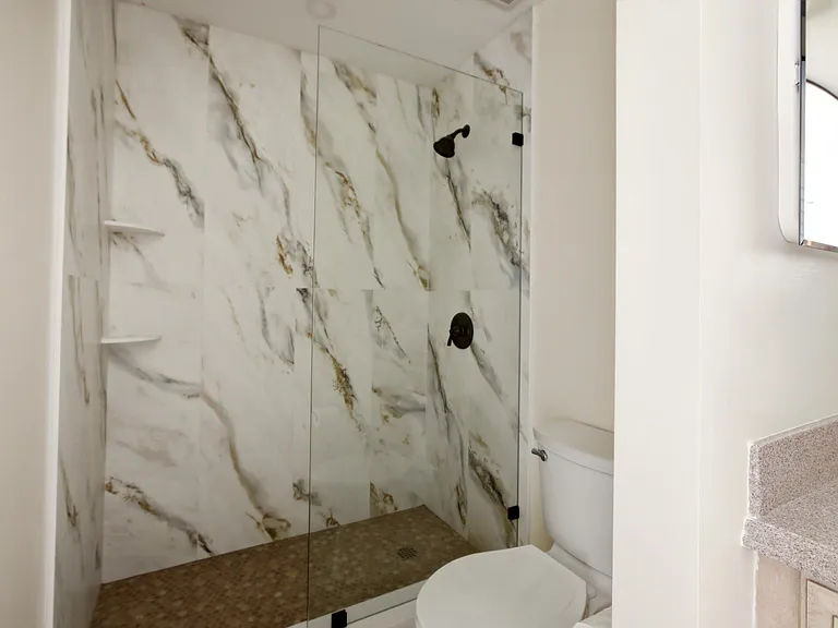 412 Southwind Dr #E2 — Photo 14