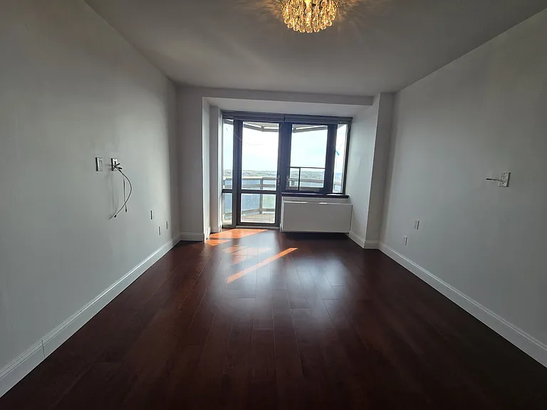 112 One Qns Blvd #19C — Photo 16
