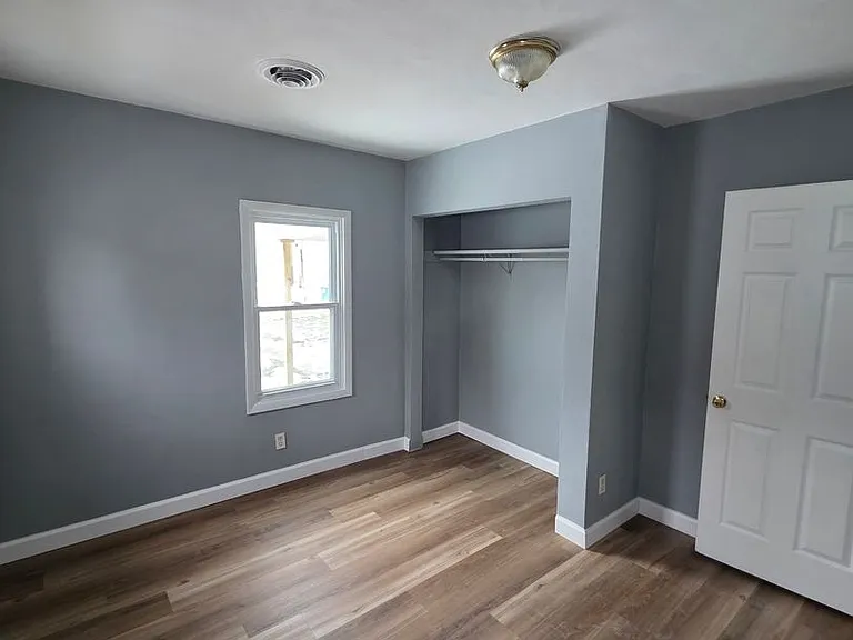 176 S Pence St — Photo 4