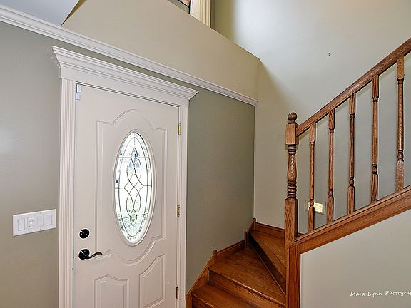 4th image of 940 S Fairfield Ave