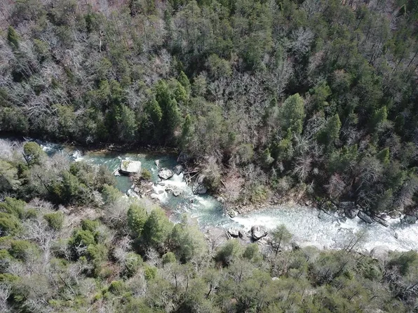 (undisclosed Address), Crossville, TN 38572