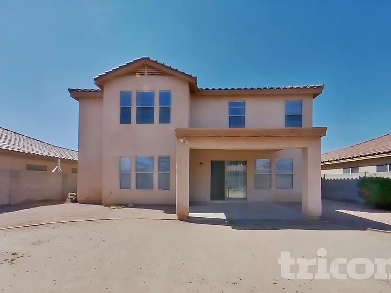 638 W Racine Loop — Photo 19