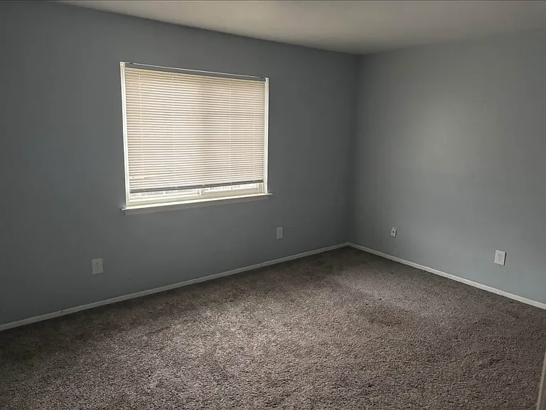 25344 Shiawassee Cir #210 — Photo 4