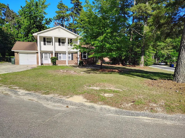1161 Patrick Dr — Photo 4