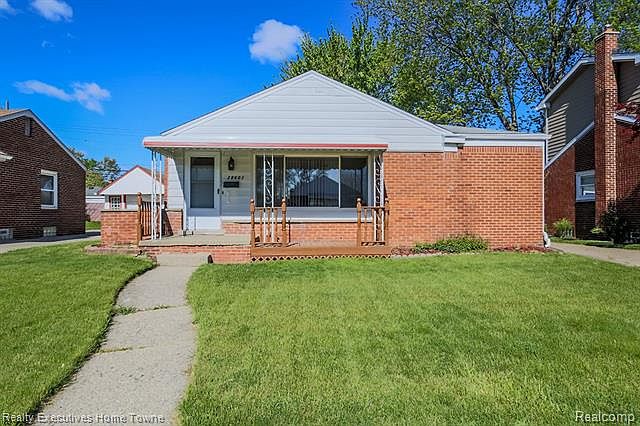 1st image of 28603 Edward St