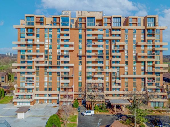 465 W Dominion Dr UNIT 1501, Wood Dale, IL 60191