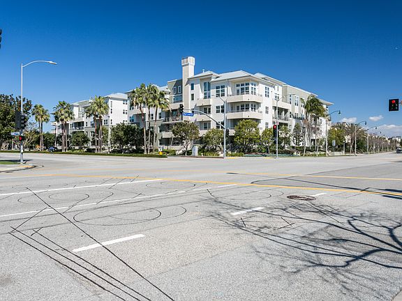 2nd image of 7100 Playa Vista Dr APT 309
