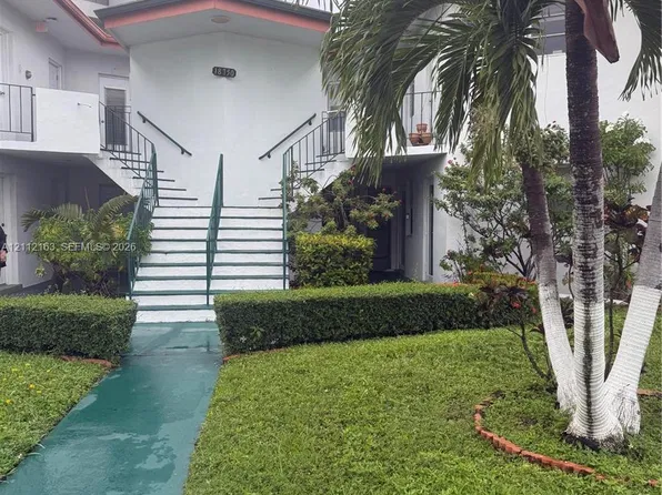 18750 NE 18th Ave APT 151, Miami, FL 33179