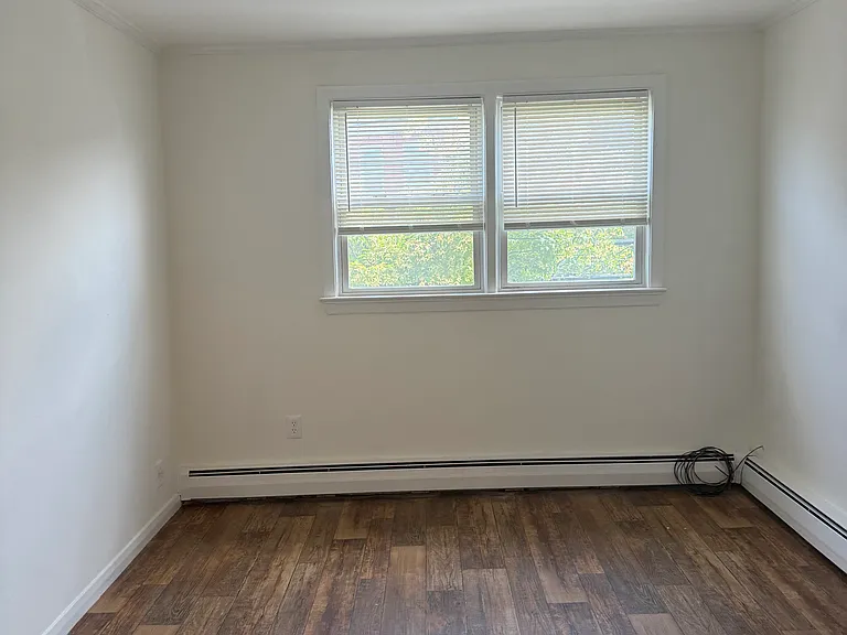 118 Sheridan Ave #3 — Photo 6