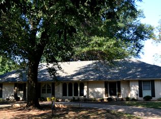 1002 S Western Rd, Stillwater, OK 74074