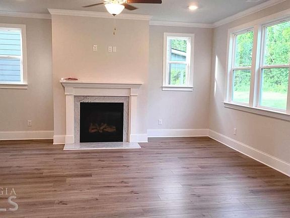 3rd image of 327 Caledonia Ct #24
