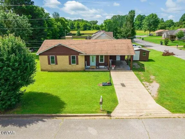 803 Fairlawn Dr, Bolivar, TN 38008