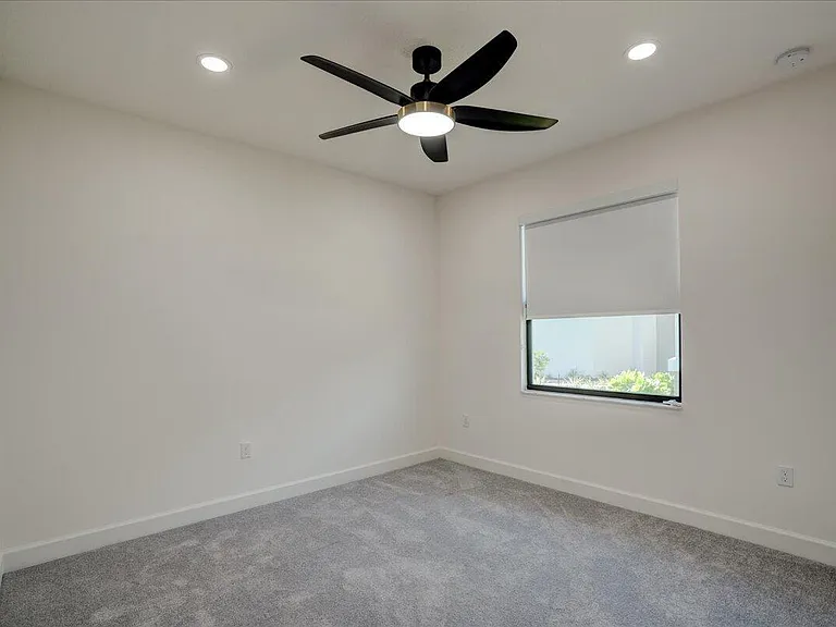 12474 SW La Costa St — Photo 30