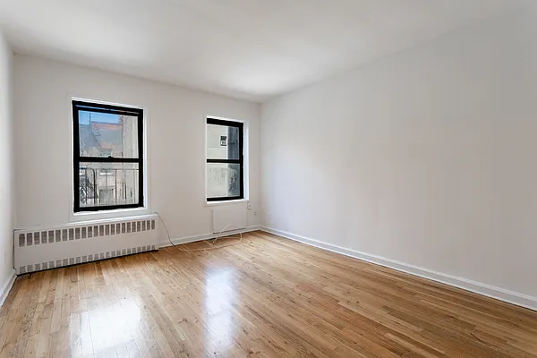 Rented by Bond New York | media 1