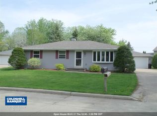 424 N Camellia Ln, Appleton, WI 54915