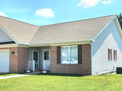 86 Westhall Dr, Charles Town, WV, 25414