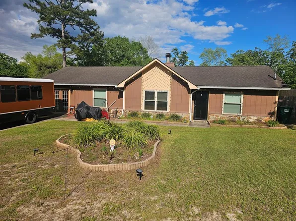 209 Willow Ridge Ln, Ozark, AL 36360