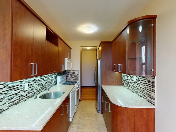 1120 Brighton Beach Ave APT 5AA, Brooklyn, NY 11235