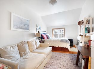 16 Abingdon Sq APT 4A, New York, NY 10014