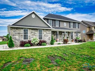 8416 Ash Ridge Ln, Findlay, OH 45840