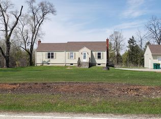 24208 W Town Line Rd, Lake Villa, IL 60046