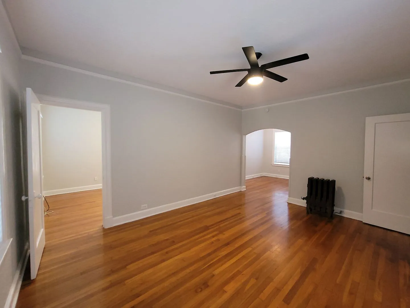 1 bed, 750 sqft, $995 — Photo 3