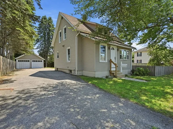 33 Baltimore Ave, Chicopee, MA 01020